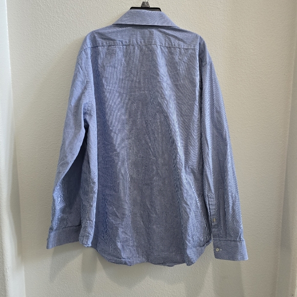 Calvin Klein slim fit button down long sleeved shirt Men's size XL - Picture 2 of 4